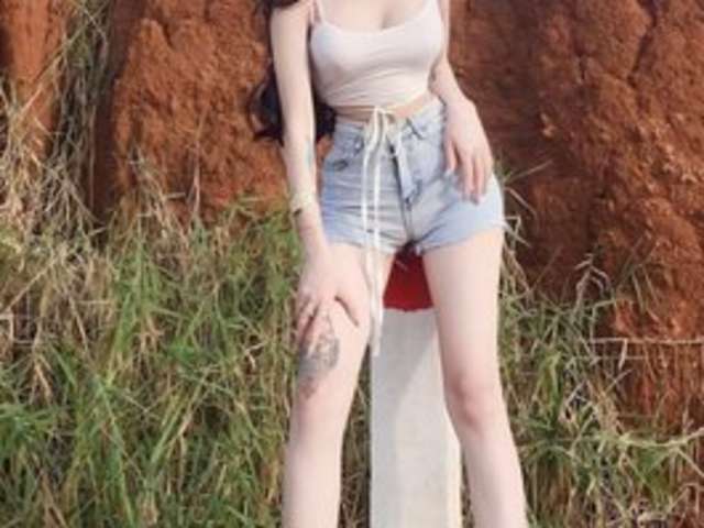 go to chat with Bella77