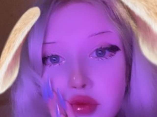 go to chat with BellaBeckyy