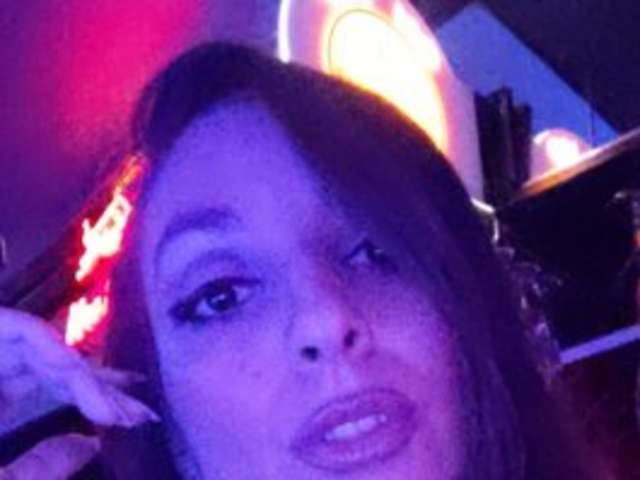 go to chat with BellaBloom