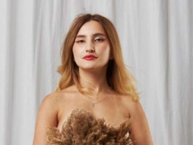 go to chat with BellaCrave