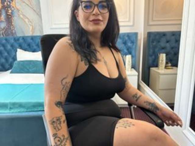 go to chat with BellaSparks