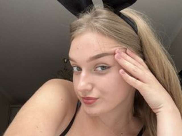 go to chat with Bellatrisssaaa