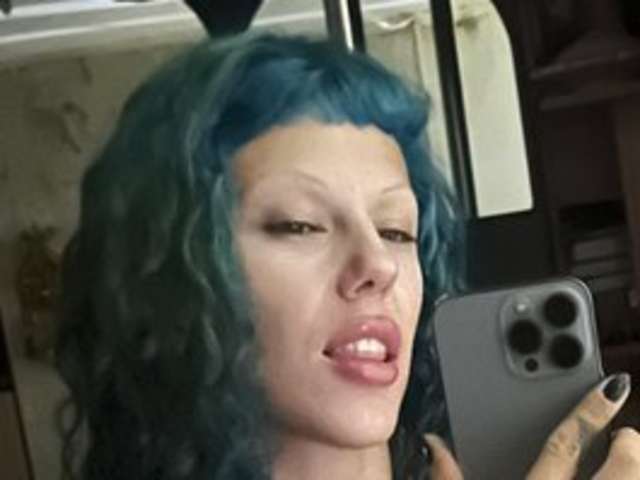 go to chat with BestTease