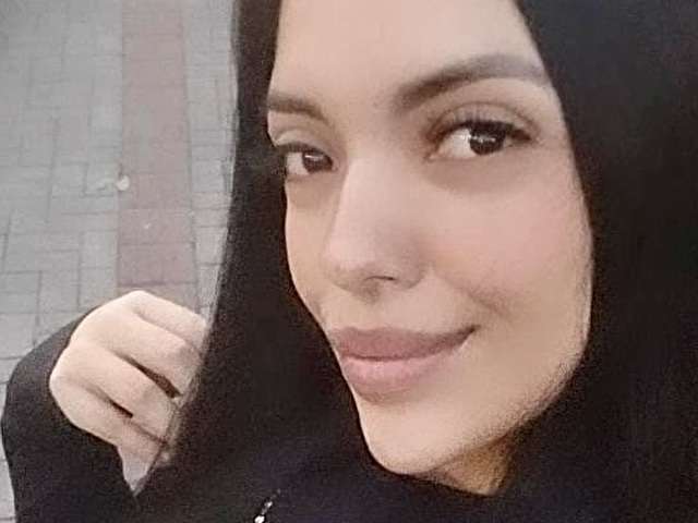 go to chat with BiancaMoon