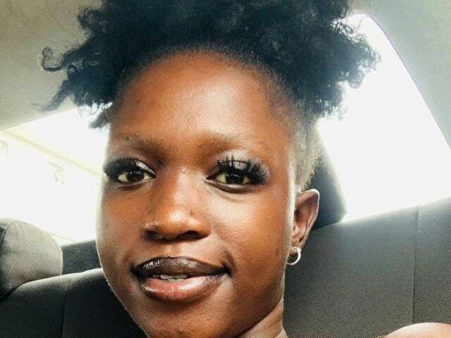 go to chat with BlackZoeX