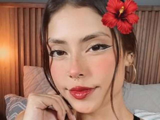 go to chat with BlaiirMoon