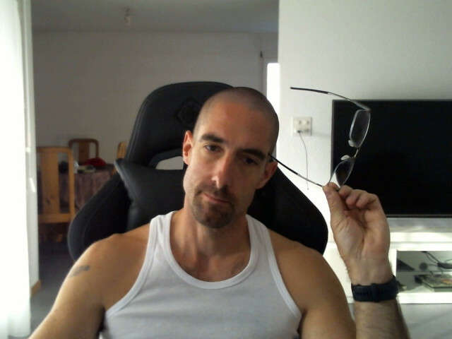 go to chat with Bloctis