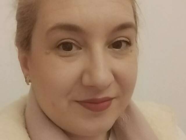 go to chat with BlondeAmalia