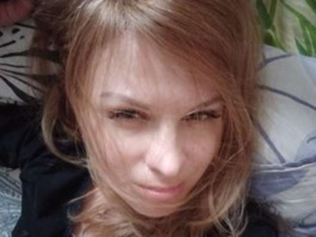 go to chat with BlondeFox