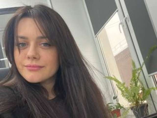 go to chat with BloomWithMarry