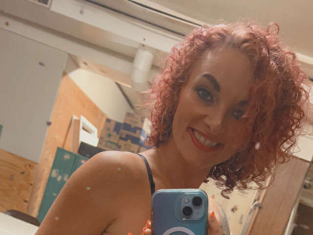 go to chat with Blueeyez