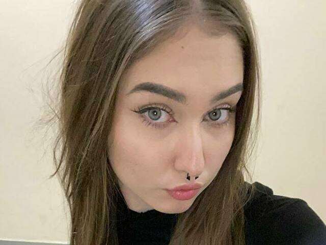 go to chat with Bluelia
