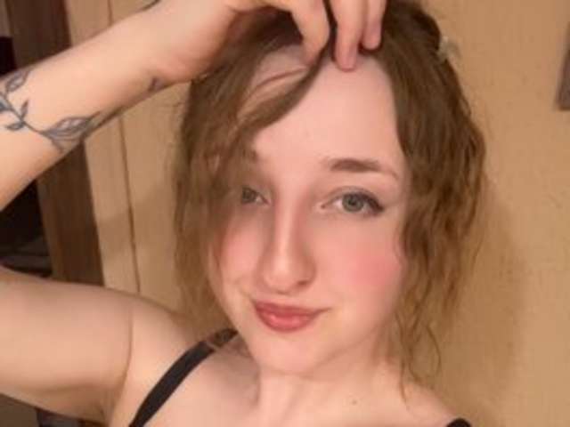 go to chat with BrittneySelena