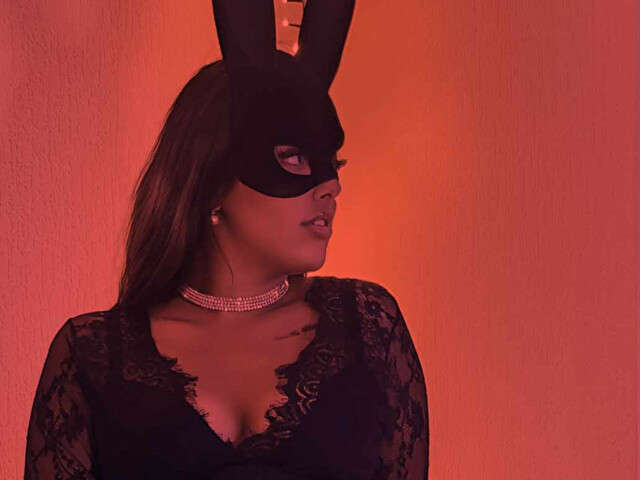 go to chat with Bunnydiamond