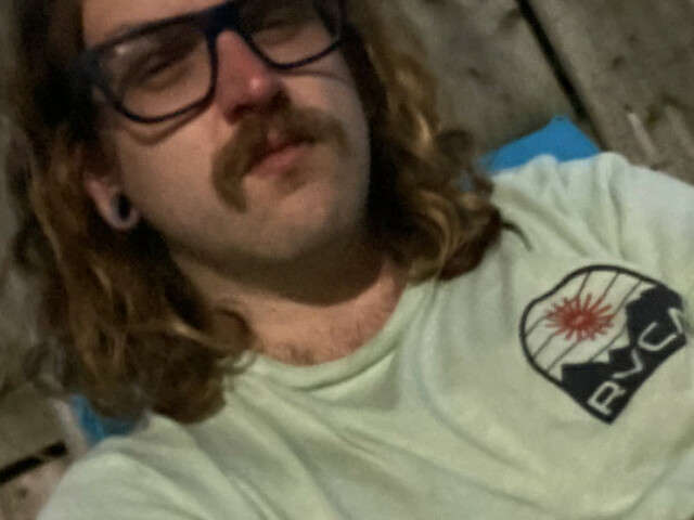 go to chat with BushMan19329