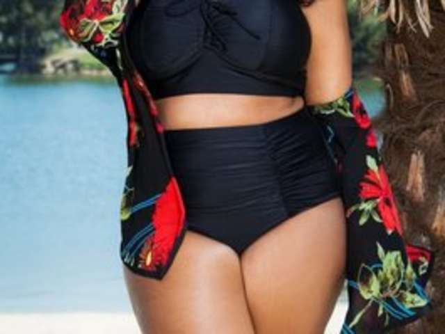 go to chat with CAROLINASUAREZ