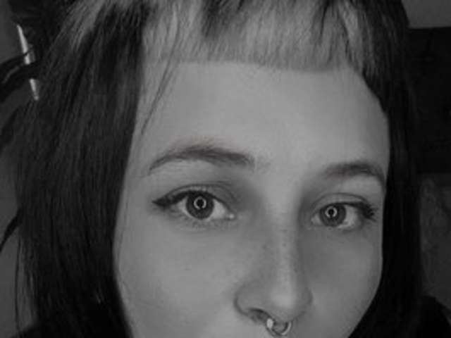 go to chat with Camii-lux