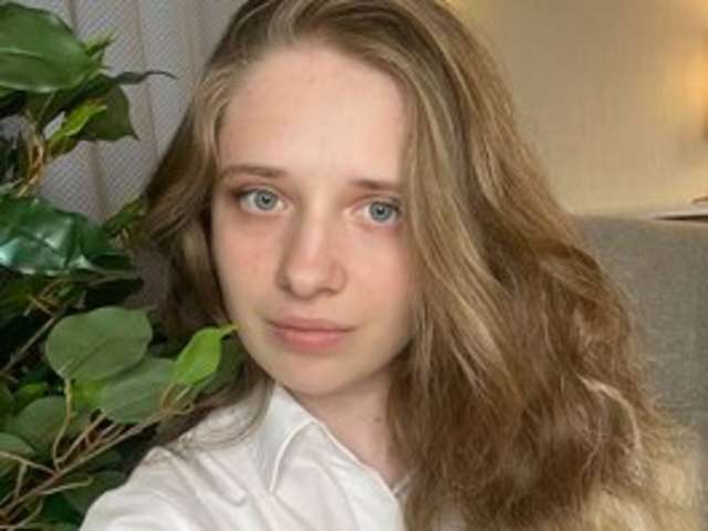 go to chat with Camilla-Kelly