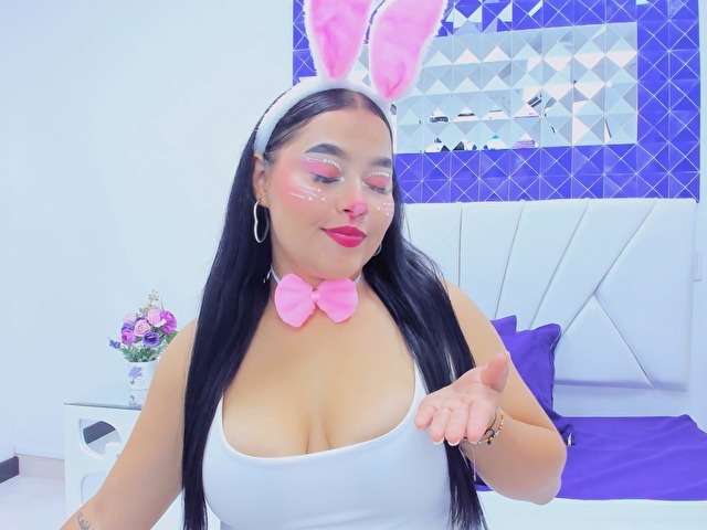 go to chat with CandasLeroy