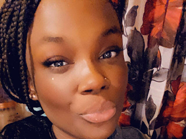 go to chat with CandiCanee