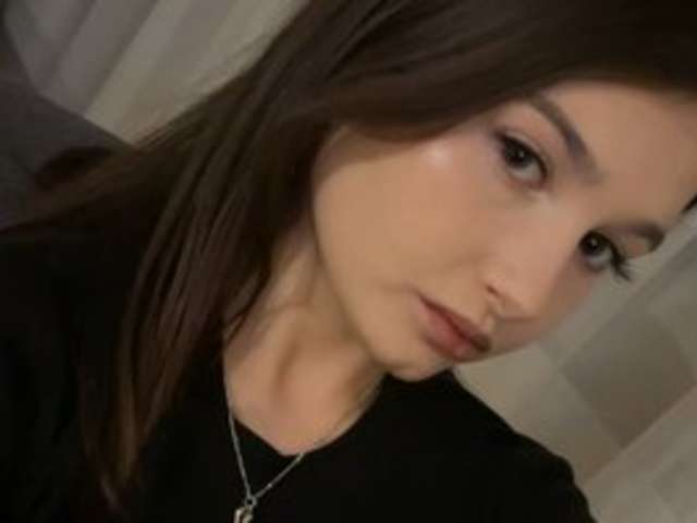 go to chat with Candy--Kyle