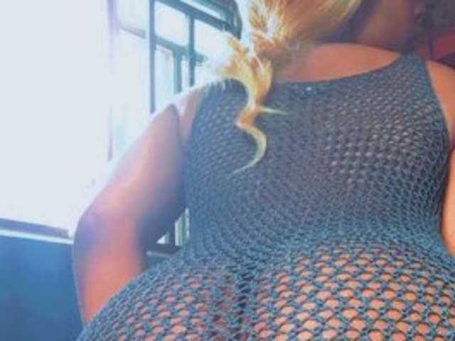 go to chat with Caramel_