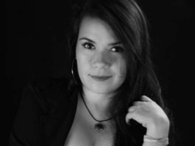 go to chat with Carlajames