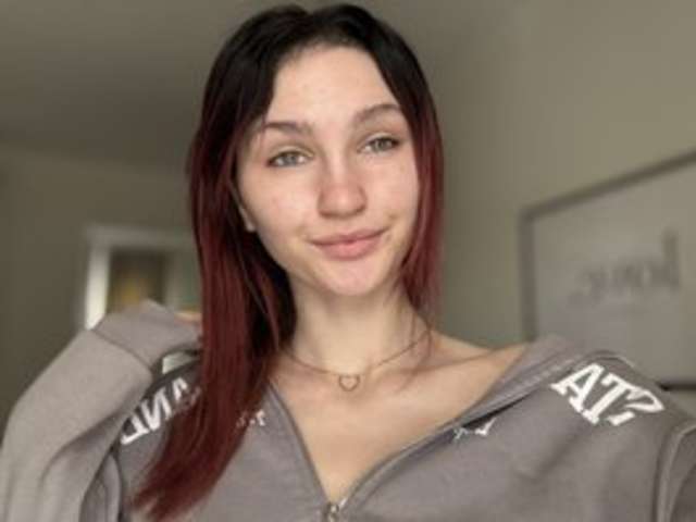 go to chat with CarmelinaDesire