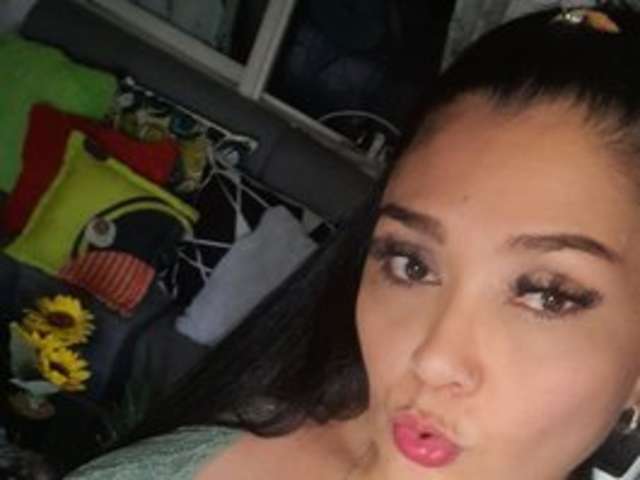 go to chat with Carolaind-torres