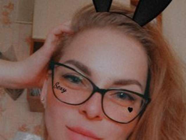 go to chat with CarolinaDiamond33