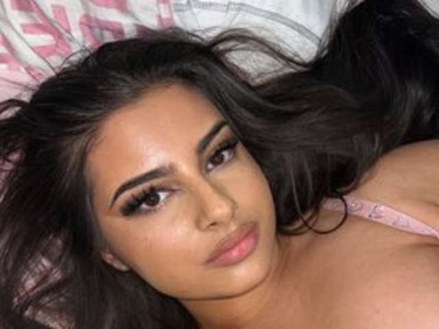 go to chat with Celinelovely