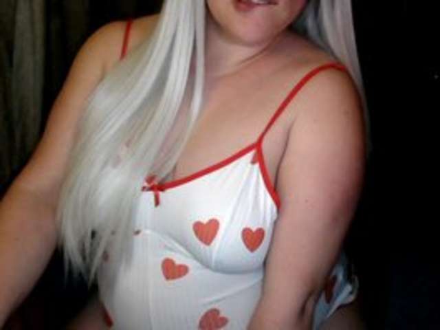 go to chat with ChampagneBlonde