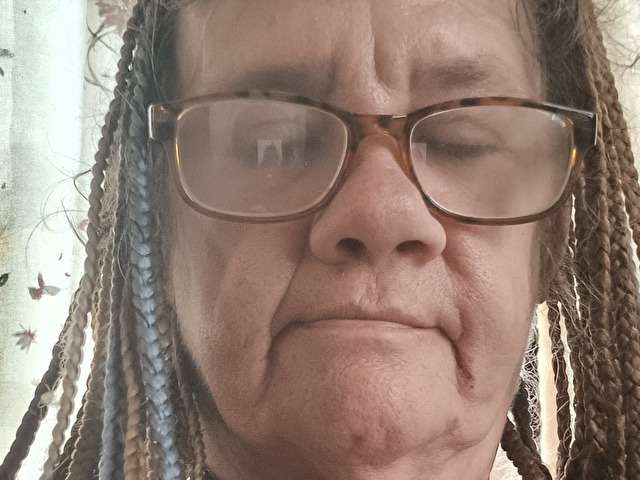 go to chat with Channel1969