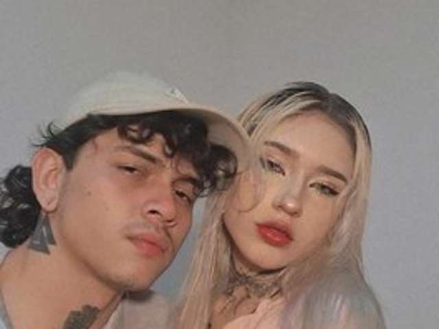 go to chat with Charlotte-and-Liamm