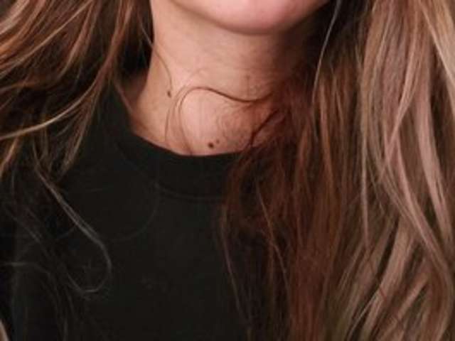 go to chat with ChezzaLuna