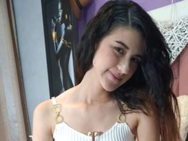go to chat with ChiaraLuvodica