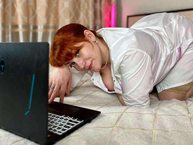 go to chat with ChiliPepper