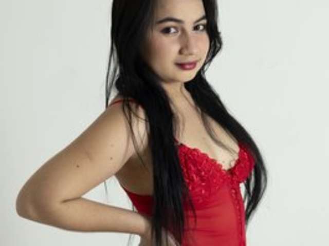 go to chat with Chloe-Diamond
