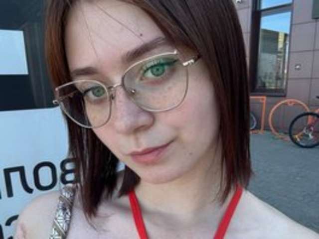 go to chat with ChristianaParviainen