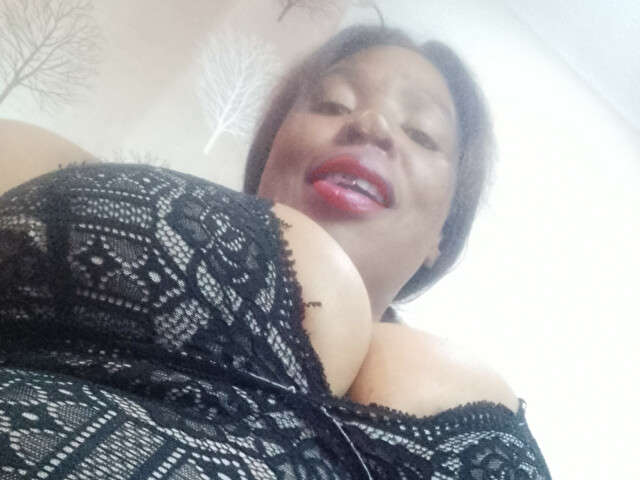 go to chat with ChubbyQueen