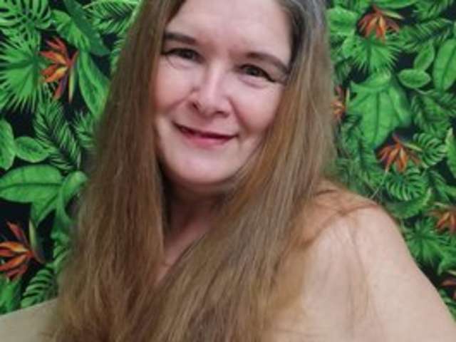 go to chat with Cindiliscious
