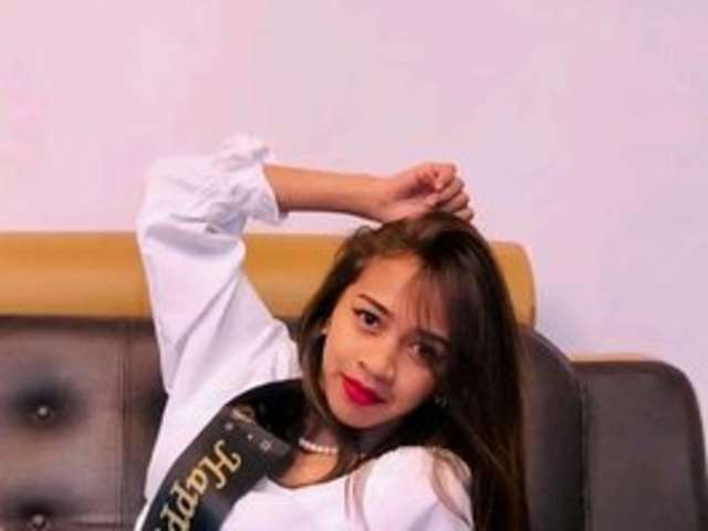 go to chat with Clarasexy