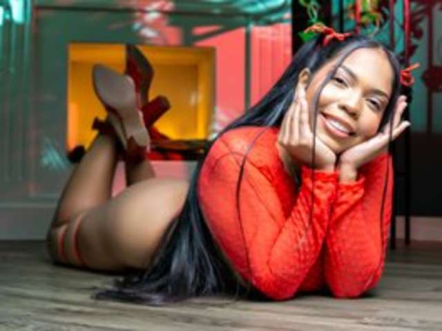 go to chat with Cloeehills