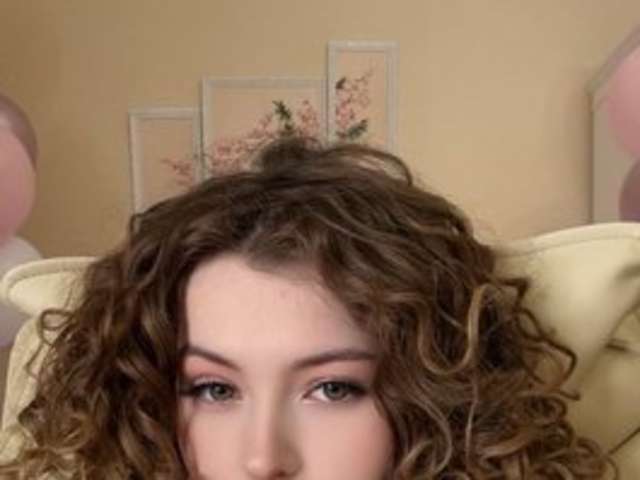 go to chat with CloverPussy