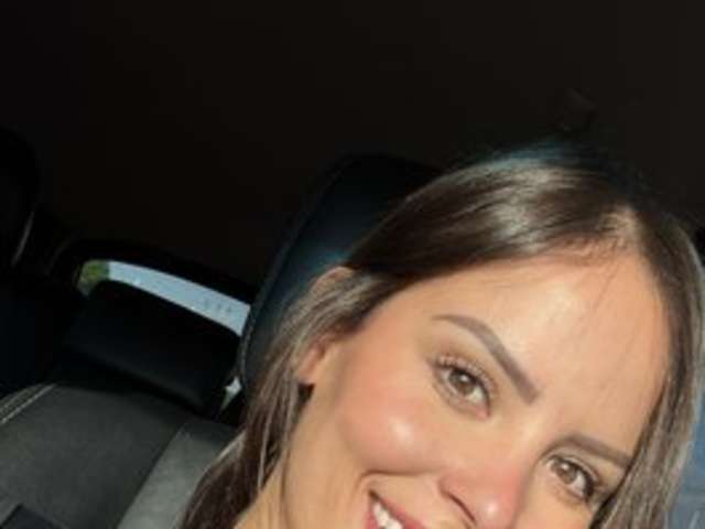 go to chat with Colombianahorny