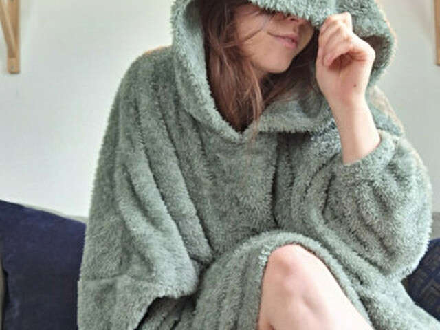 go to chat with ComfyQueen