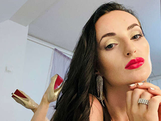 go to chat with CrazyAlma