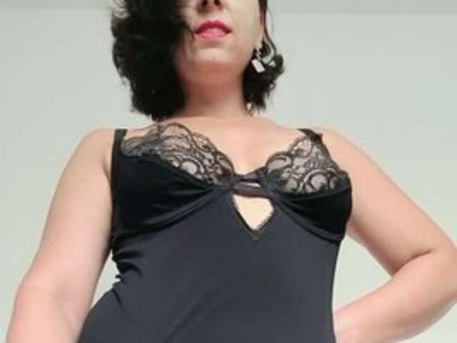 go to chat with Crazymomentss