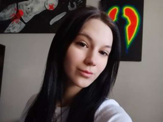 go to chat with CumForLisa