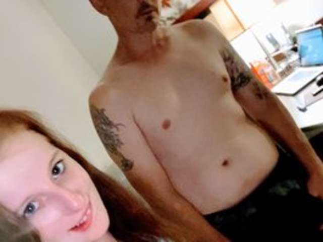 go to chat with CuteCouple4u69